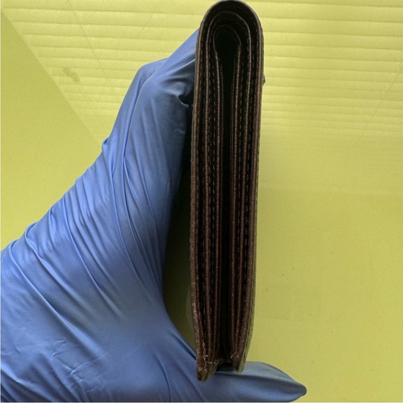 Burberry Bifold wallet VGUC EUC - Picture 8 of 9